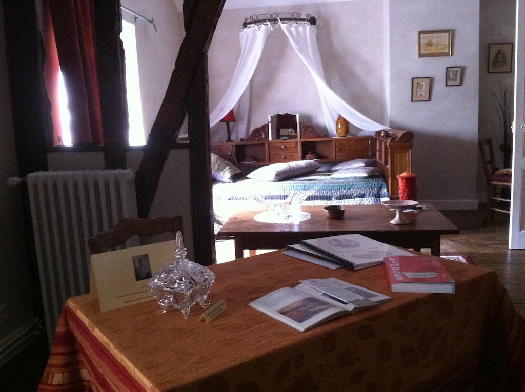Le Clos De La Muse Saint-Junien Quarto foto
